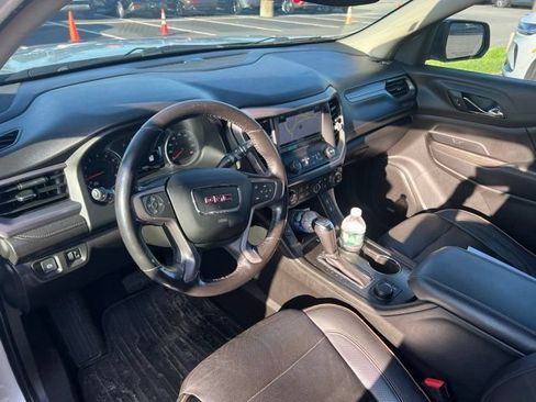 Used 2019 GMC Acadia SLT AWD/4WD image 11