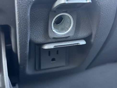 Used 2018 Chevrolet Silverado 1500 LT w/ All Star Edition AWD/4WD image 31