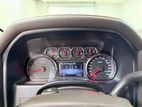 Used 2014 GMC Sierra 1500 SLT w/ SLT Crew Cab Value Package AWD/4WD image 42