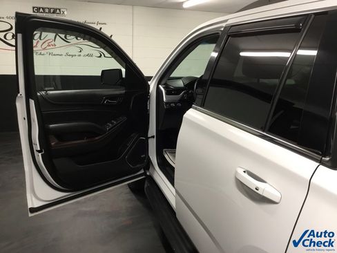 Used 2017 GMC Yukon SLT image 22