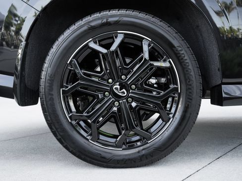 Certified 2026 INFINITI QX80 4WD w/ Sport Exterior Package image 27