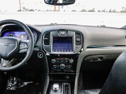 Used 2023 Chrysler 300 S image 13