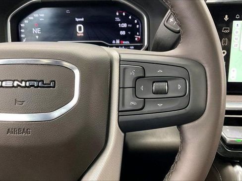 Used 2025 GMC Sierra 3500 Denali w/ Denali Reserve Package image 21