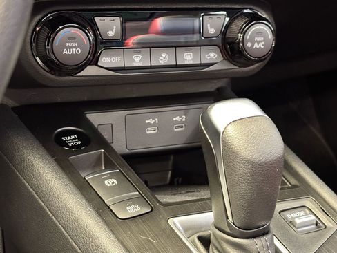 New 2026 Nissan Kicks SV w/ SV Premium Package FWD image 23