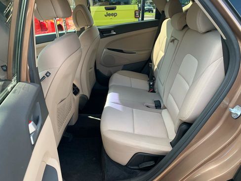 Used 2017 Hyundai Tucson Sport AWD/4WD image 9
