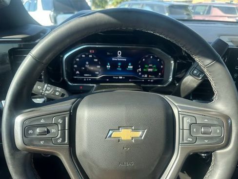 Used 2025 Chevrolet Silverado 2500 High Country w/ Technology Package AWD/4WD image 17