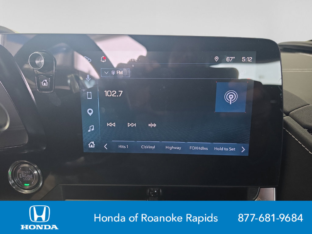 Used 2025 Chevrolet Corvette Stingray Preferred Cpe w/ 2LT RWD image 21