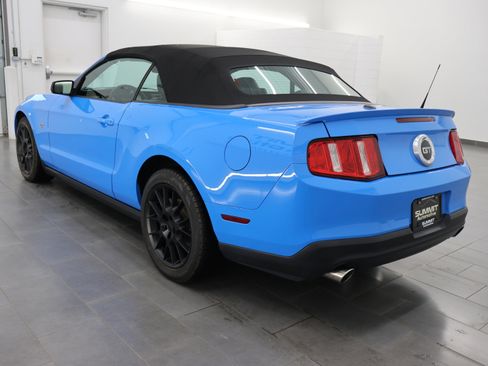 Used 2010 Ford Mustang GT Premium RWD image 49