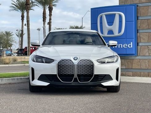 Used 2025 BMW i4 eDrive40 w/ Premium Package image 4
