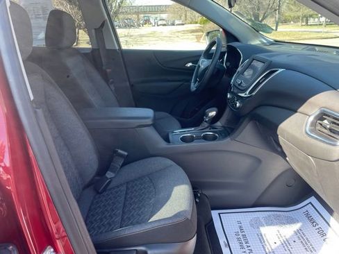 Used 2024 Chevrolet Equinox LT image 33