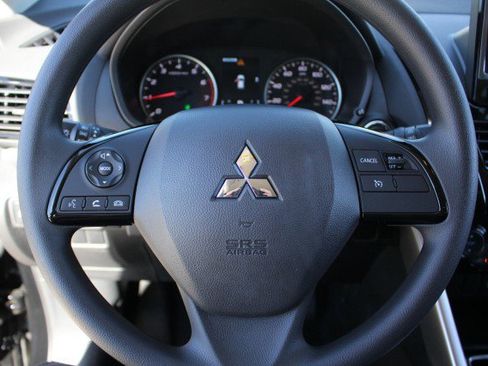 New 2026 Mitsubishi Eclipse Cross LE image 7