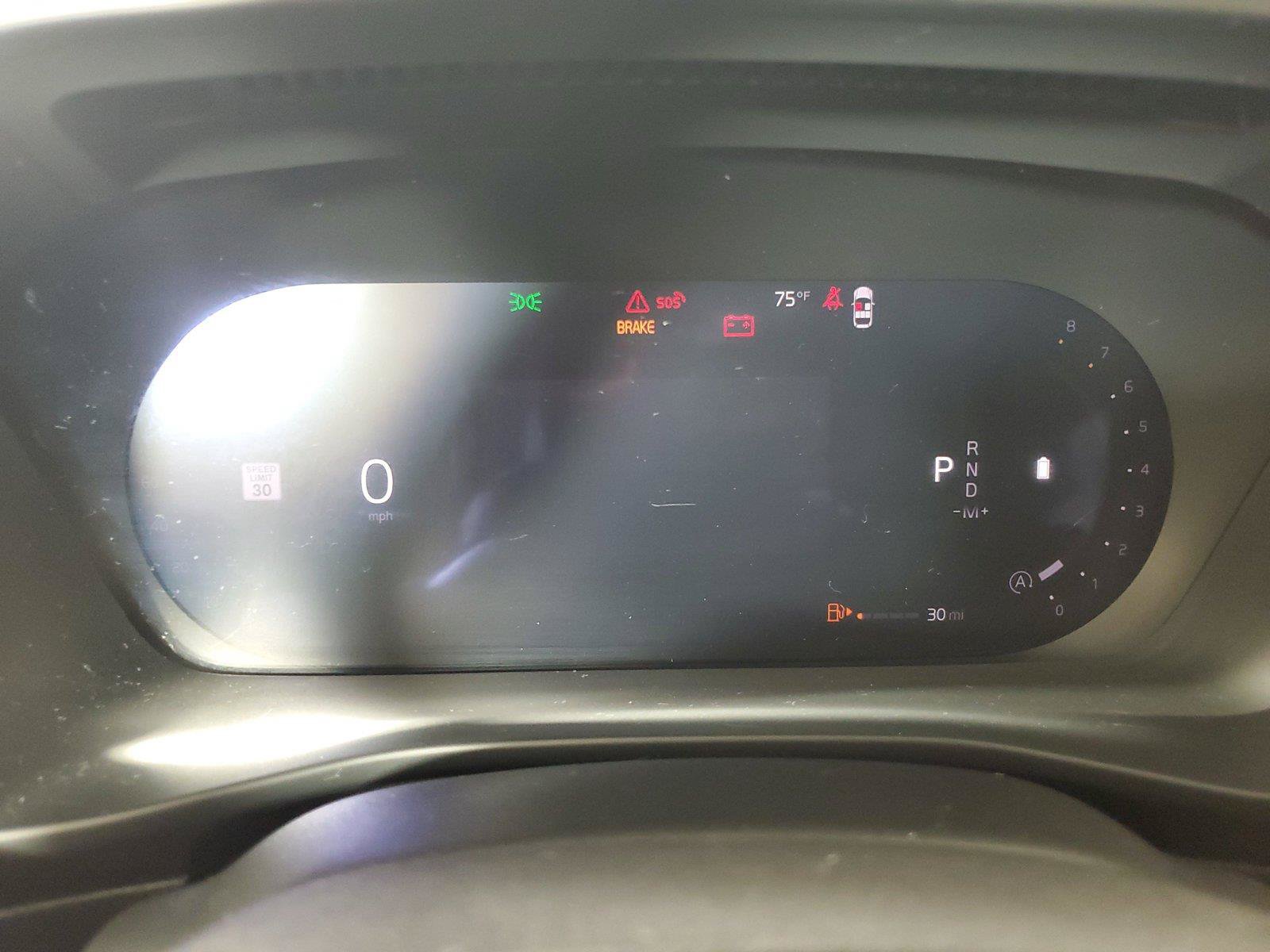 Used 2026 Volvo XC40 B5 Plus AWD/4WD image 27