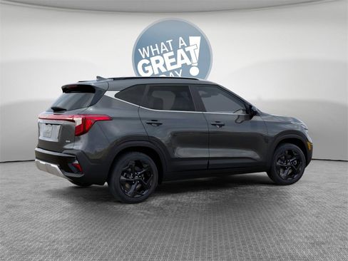 New 2026 Kia Seltos EX w/ EX Sunroof Package image 6