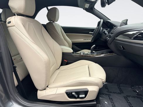 Used 2017 BMW 230i xDrive Convertible AWD/4WD image 17
