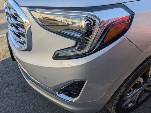Used 2019 GMC Terrain Denali w/ Advanced Safety Package image 2