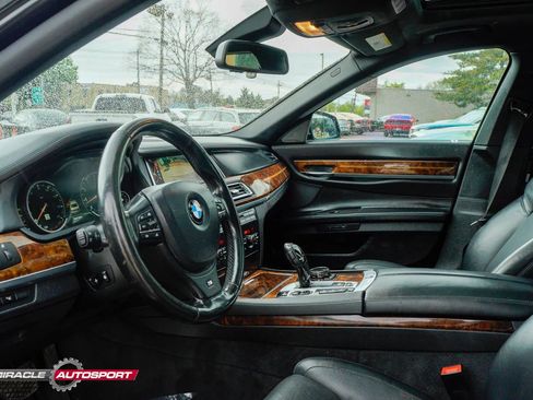 Used 2015 BMW 750Li xDrive w/ M Sport Edition AWD/4WD image 21