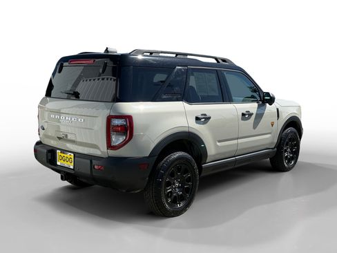 Certified 2025 Ford Bronco Sport Badlands image 5