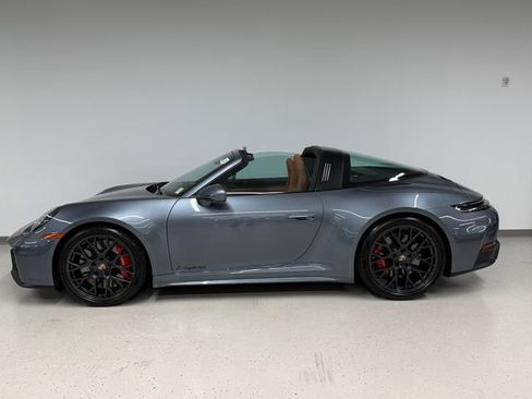Certified 2026 Porsche 911 Targa 4 GTS AWD/4WD image 2