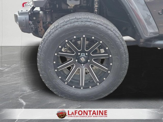 Used 2019 Jeep Wrangler Unlimited Sahara AWD/4WD image 31