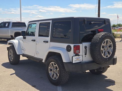 Used 2013 Jeep Wrangler Unlimited Sahara w/ Trailer Tow Group AWD/4WD image 4