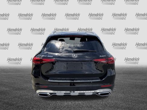 Certified 2023 Mercedes-Benz GLC 300 4MATIC w/ Exclusive Trim Package image 9