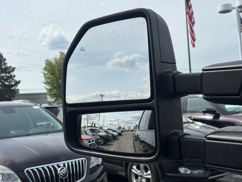 Used 2017 Ford F250 XLT AWD/4WD image 25