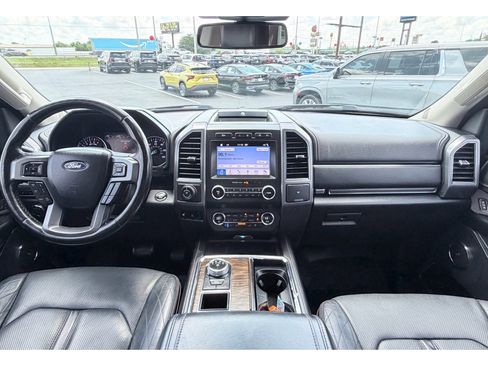 Used 2019 Ford Expedition Platinum RWD image 12