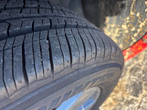 Used 2009 Saturn Vue XR w/ Premium Trim Package image 4