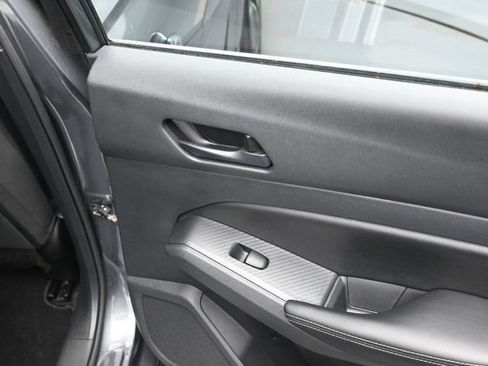 Used 2024 Nissan Altima 2.5 SV FWD image 30