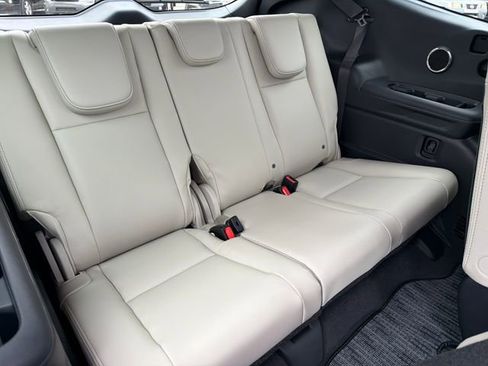 New 2026 Subaru Ascent Limited AWD/4WD image 24