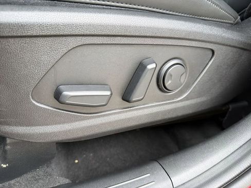 Used 2023 Kia Sorento S w/ Panoramic Sunroof Package FWD image 14