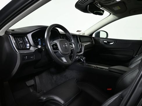 Used 2019 Volvo XC60 T6 Inscription w/ Protection Package Premier AWD/4WD image 4