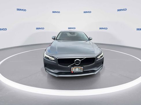 Used 2017 Volvo S90 T5 Momentum w/ Convenience Package FWD image 3