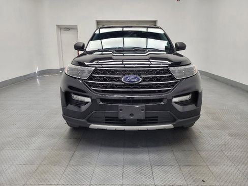 Used 2020 Ford Explorer XLT w/ Equipment Group 202A image 15