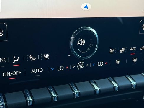 New 2026 GMC Yukon XL Denali AWD/4WD image 20