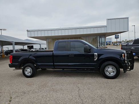 Used 2022 Ford F350 XL image 9