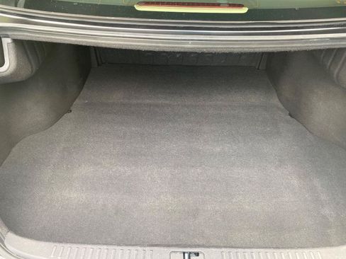 Used 2011 Hyundai Genesis 3.8 RWD image 16