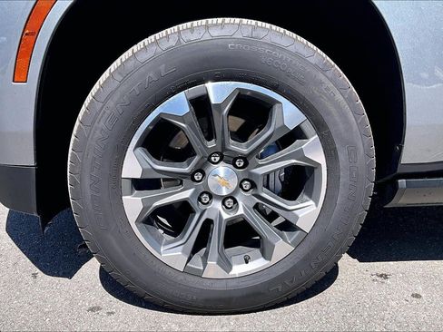 New 2026 Chevrolet Suburban High Country AWD/4WD image 10