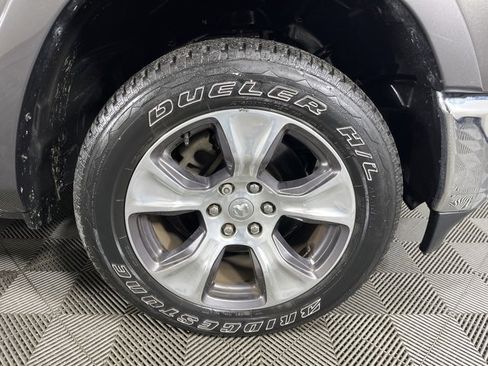 Used 2021 RAM 1500 Laramie image 9