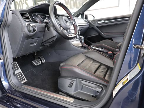 Used 2015 Volkswagen GTI SE w/ Lighting Package (SEL) FWD image 37