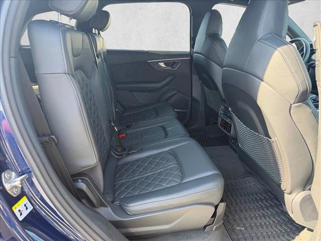 Used 2022 Audi SQ7 Premium Plus AWD/4WD image 23