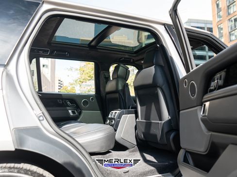Used 2018 Land Rover Range Rover Long Wheelbase Supercharged image 19