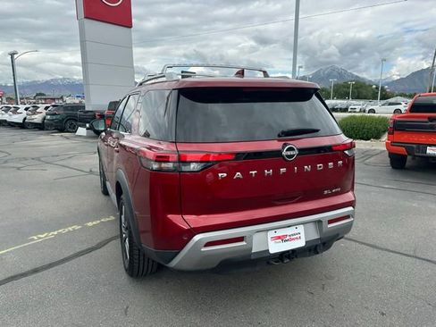 Used 2023 Nissan Pathfinder SL w/ SL Premium Package AWD/4WD image 9