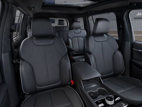 New 2025 Jeep Grand Cherokee L Overland w/ Advanced Protech Group III AWD/4WD image 16