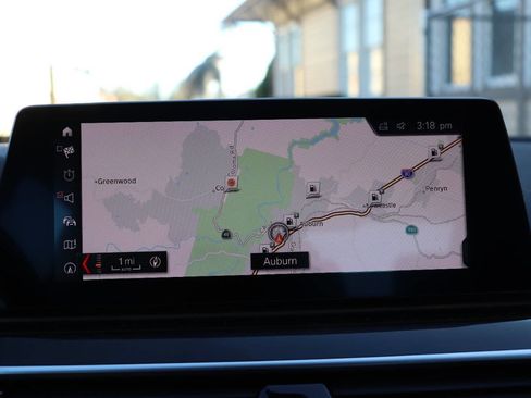 Used 2019 BMW 530i w/ Convenience Package image 31