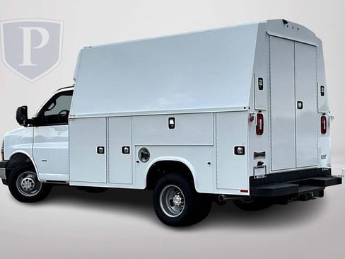 New 2024 Chevrolet Express 3500 w/ Power Convenience Package image 3