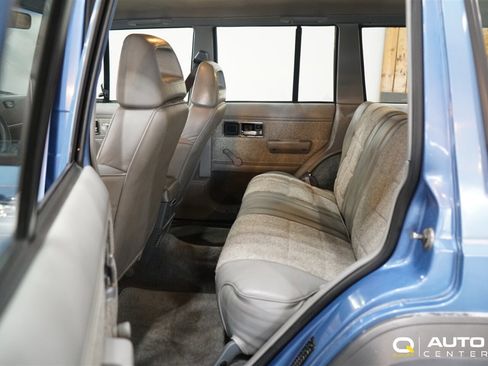 Used 1989 Jeep Cherokee Laredo image 43