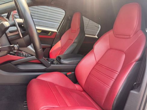 Certified 2024 Porsche Cayenne Turbo GT AWD/4WD image 16