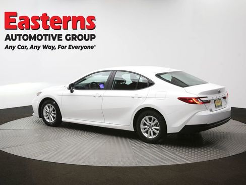 Used 2025 Toyota Camry LE FWD image 63