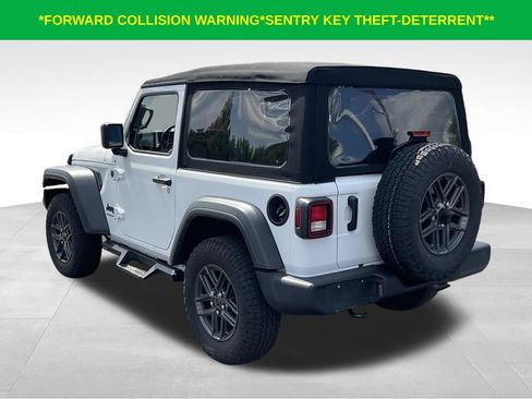 Used 2024 Jeep Wrangler Sport AWD/4WD image 7